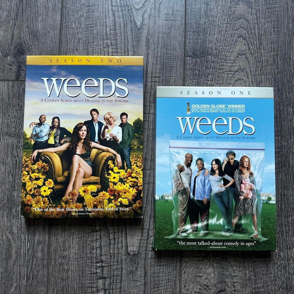 2000s Weeds Funny Comedy Season 1 & 2 TV Series DVD Bundle Lot